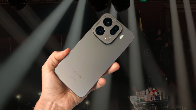Oppo Find X9 Ultra: Çift 200 MP Kamera ve 10x Optik Zoom