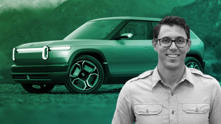 Rivian CEO'su Açıkladı: Otonom Sürüş Yetmez, Arabalarımız Kendi Servisini Yapsın!