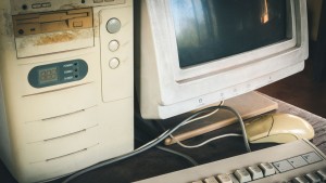 Turbo Butonu: Nostaljik Bir Donanımın Hikayesi