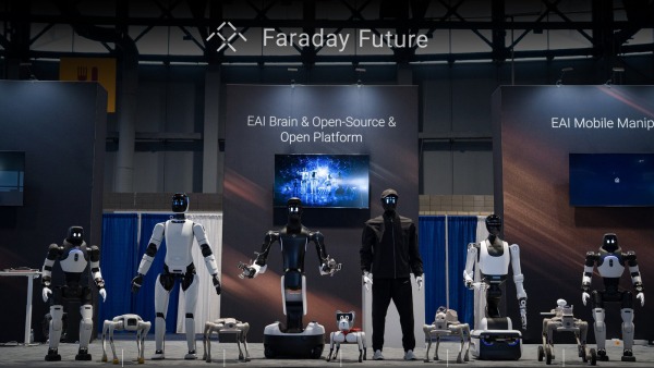Faraday Future, 2026’da 220 robot sevkiyatı hedefiyle elektrikli araçtan robotik alana yöneldi