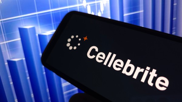 Rusya, Cellebrite teknolojisini izinsiz kullanarak insan hakları savunucusunun cihazlarına erişti