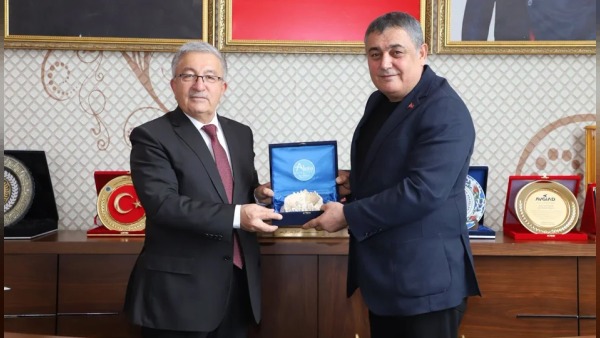Aksu Belediyeleri iş birliği protokolü imzaladı