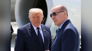 Trump, Erdoğan’ın davetiyle Ankara’ya ulaştı; NATO zirvesi ikinci gün programı netleşti