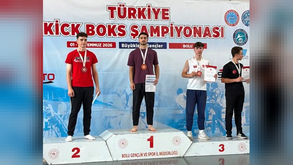 Elazığlı sporcular Bolu’da Türkiye şampiyonu ve iki üçüncü çıkardı