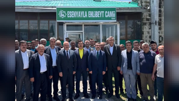 Kars’ta köy sakinleriyle görüşme: Çalkın ve Demirtaş talepleri dinledi
