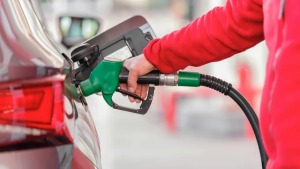 Brent 79 doları aştı: 13 Temmuz’da benzin-motorinde yeni zam yok