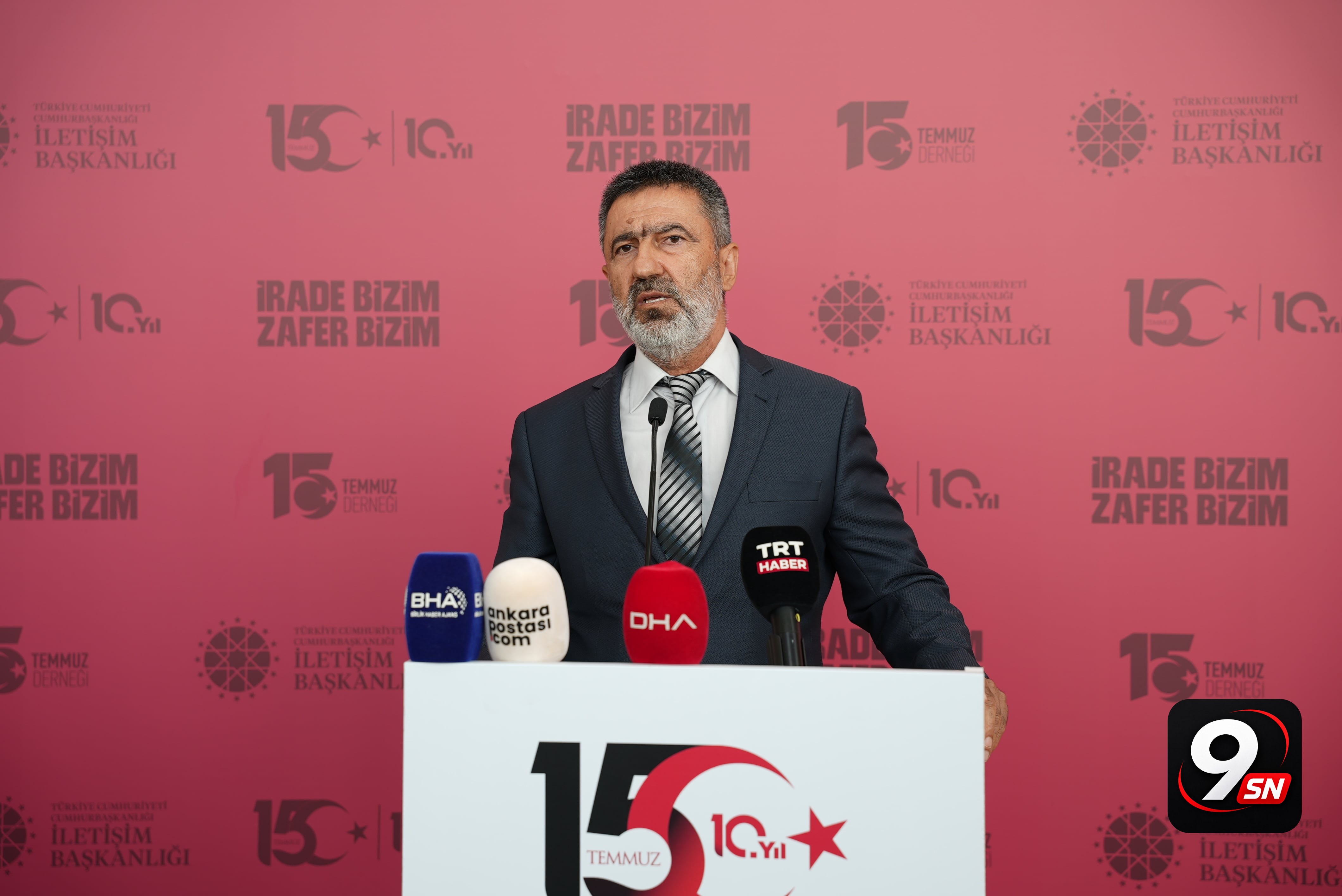 15 Temmuz sergisi Esenboğa’da açıldı: Gaziler ve davetliler fotoğrafları inceledi 1