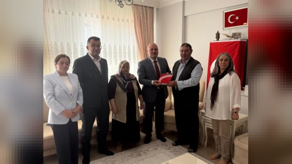 Kars’ta 15 Temmuz ziyareti: Şehit ailesi Hacı Halil Polat ve Aysel Polat ile sohbet