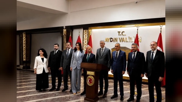 Sağlık Bakanı Memişoğlu Aydın’a geldi; valilikte görüşmeler yapılacak