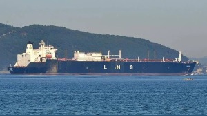 İran: Hürmüz’de iki tanker ABD baskısıyla güvenli olmayan rotada patladı